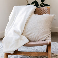 Bouclé Throw White | White